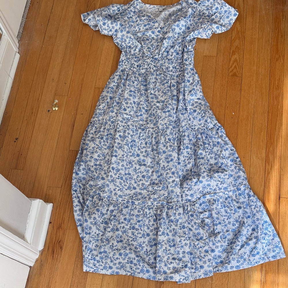 crown & ivy Blue and White Floral Cotton Maxi Dress